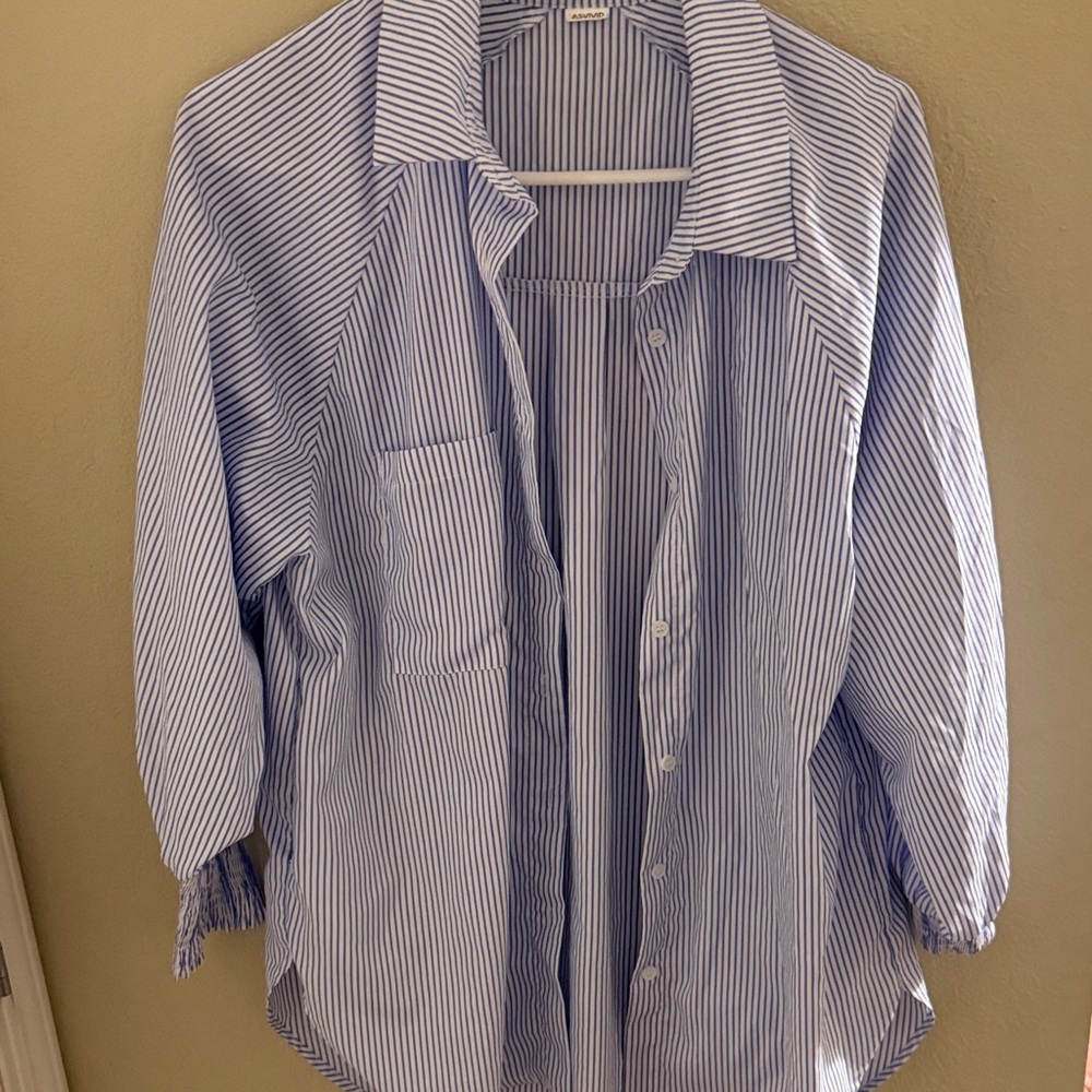 ViVI Blue and White Striped Top